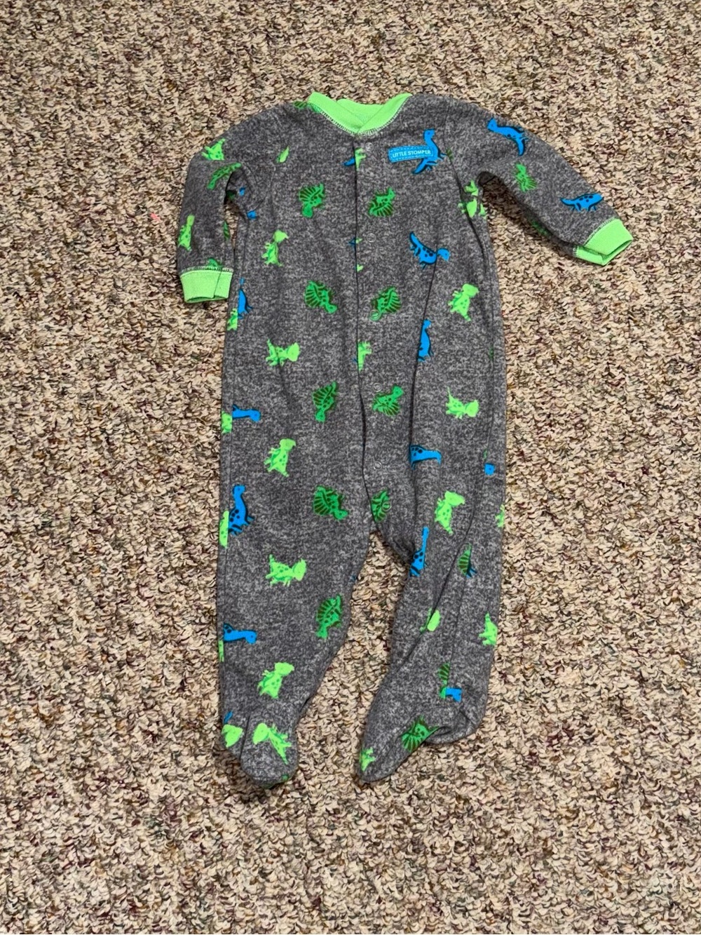Boys girls size‎ 6-9 months Cozy Gray Dino-Print Footed One-Piece Pajamas